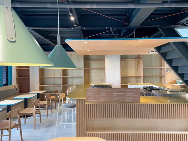 SOT COFFEE 宝塚仁川の内観