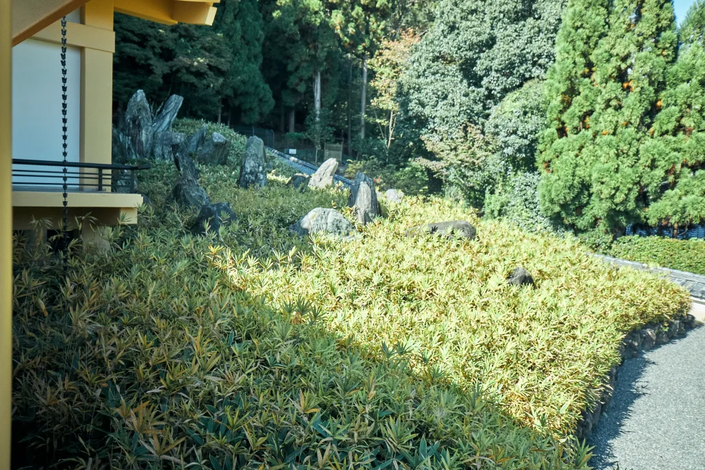 重森三玲が手掛けた上古の庭