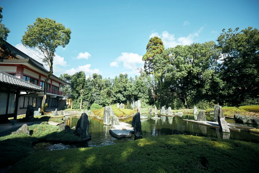 重森三玲が手掛けた蓬莱の庭