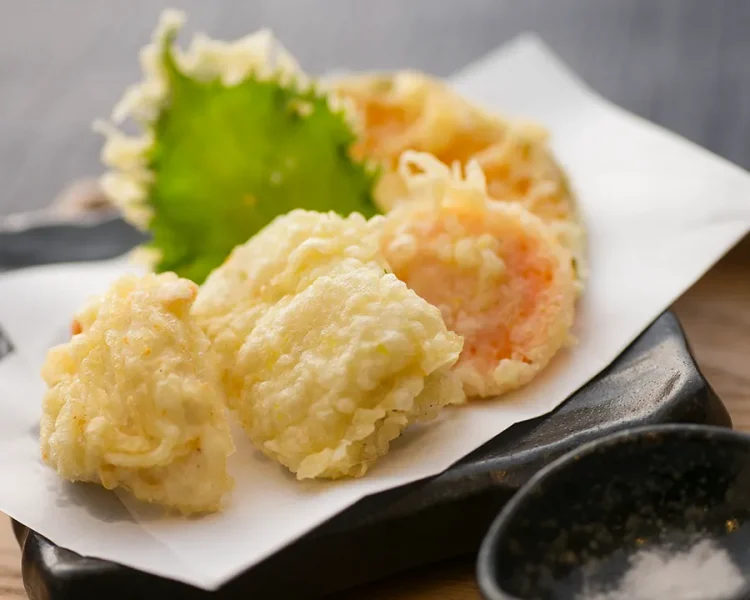 自家製麺新渡月のちょっと小さい天ぷら盛り合わせ