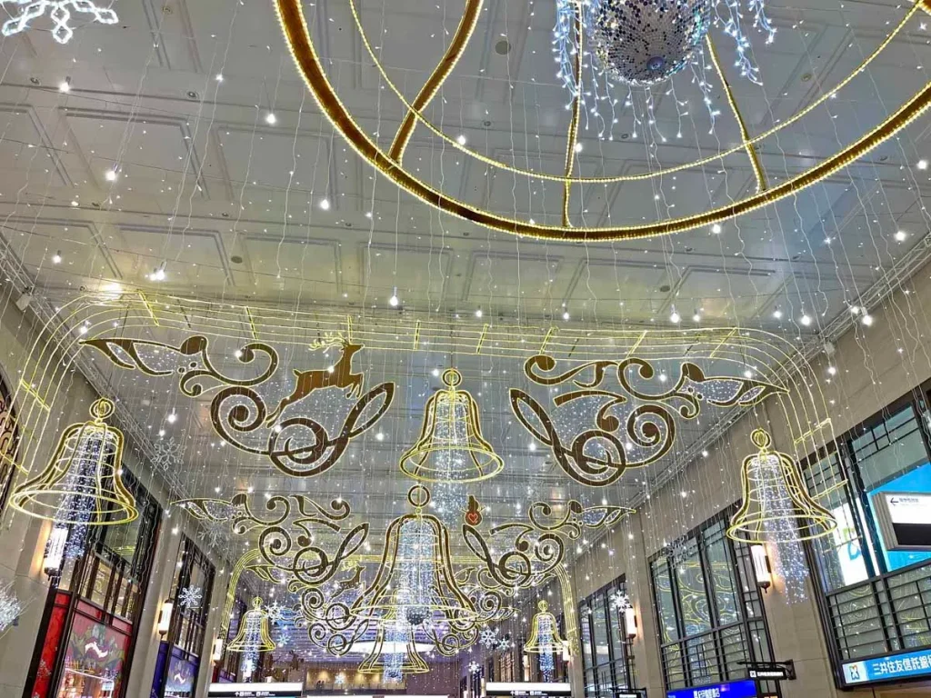 阪急大阪梅田駅のクリスマスイルミネーション