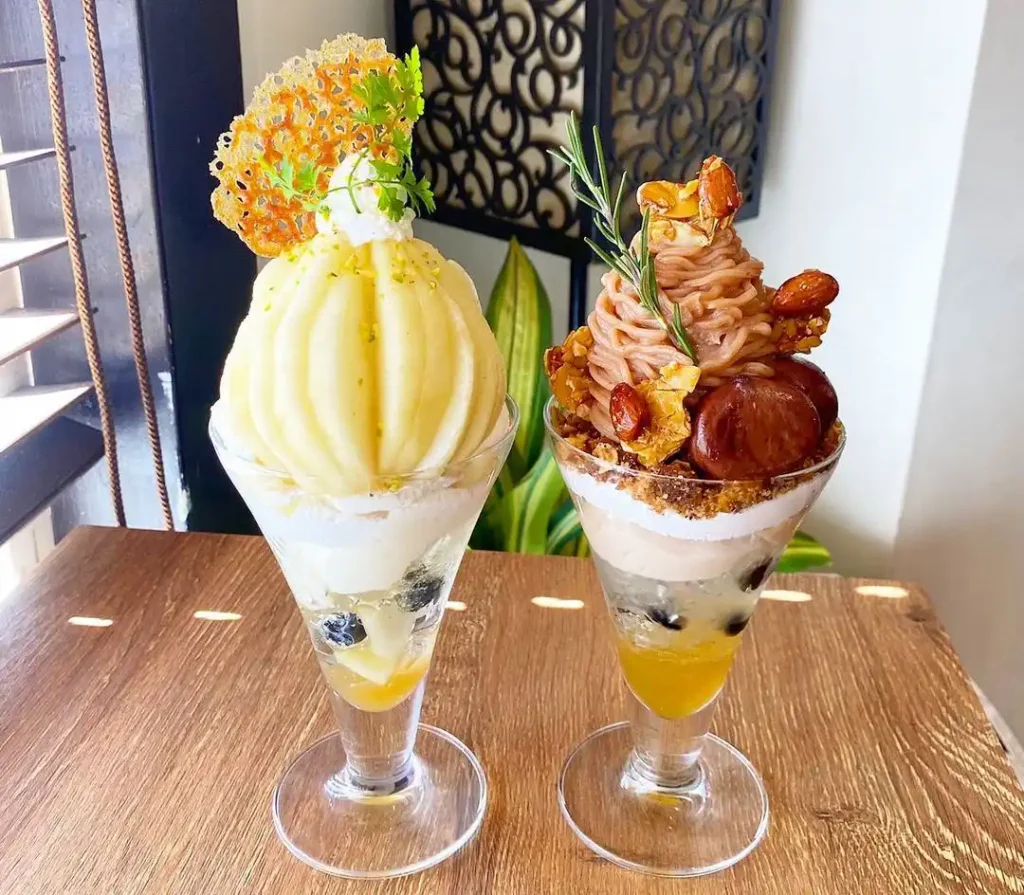 ハナゾノカフェのパフェ