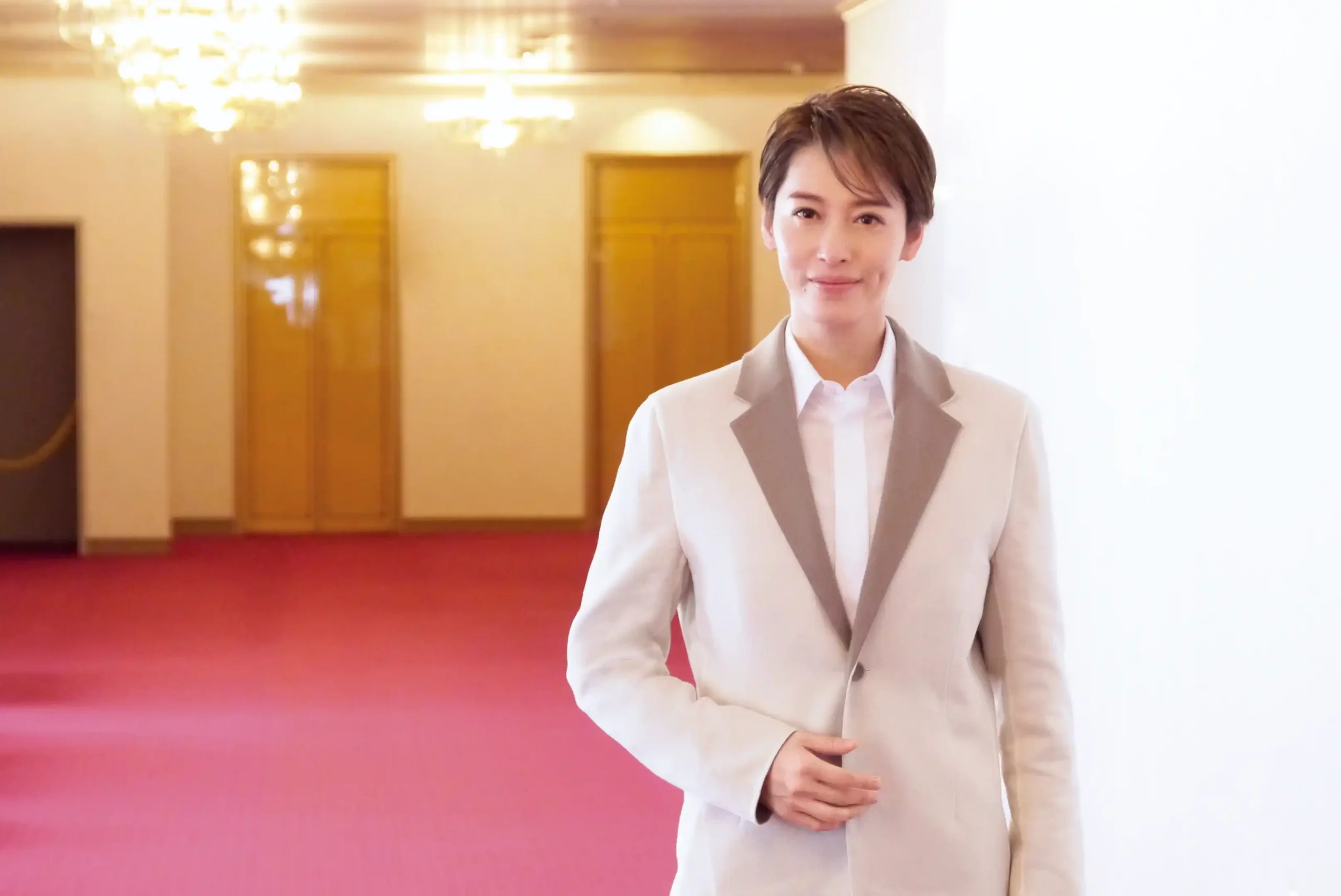 宝塚歌劇団・月組トップスター、月城かなと（つきしろかなと）さんインタビュー　若き菅原道真が奮闘する歴史サスペンスと深海がテーマのラテンショーの二本立て