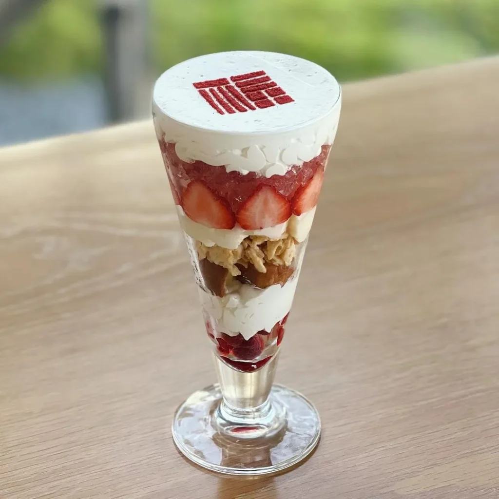 パンとエスプレッソと福田美術館「季節の福パフェ」