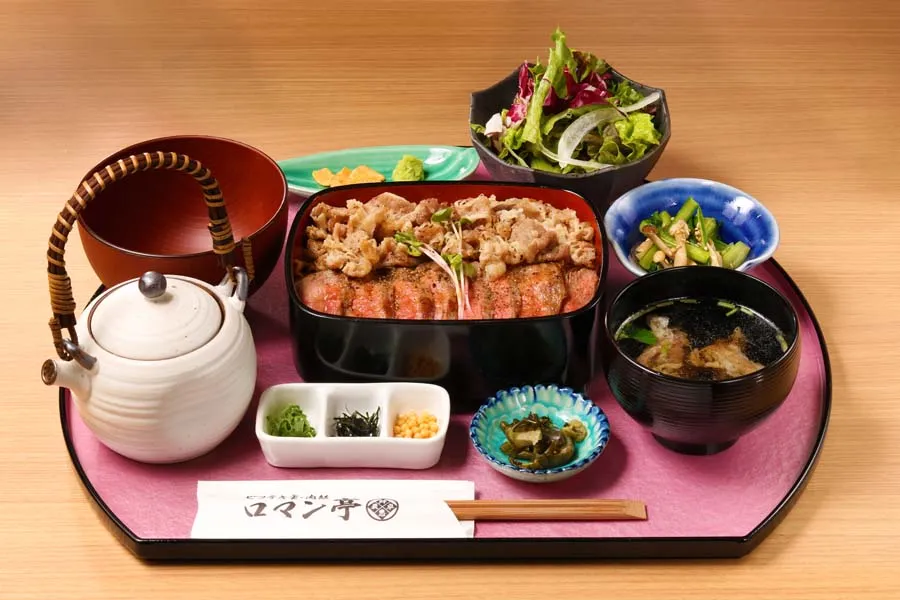 梅田の肉・ステーキランチ8選【800円から】がっつり食べたい時のおすすめ店