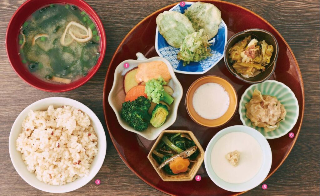 季節の野菜と手づくり豆腐の自然派和定食