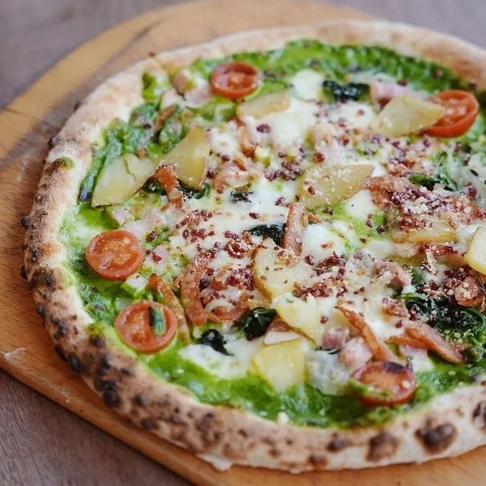 茨木市のファーマーズキッチンのピザ