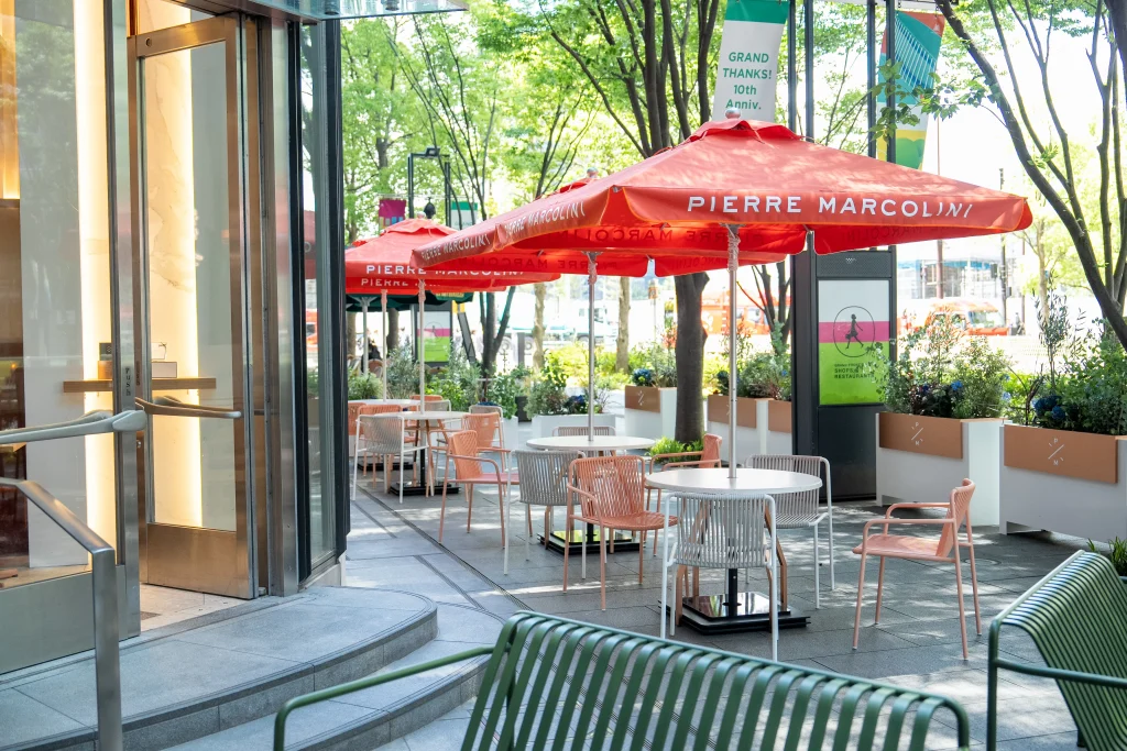 ピエール マルコリーニ グランフロント大阪店　テラス席