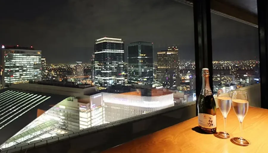 クラフトビアハウスモルト 梅田店内観