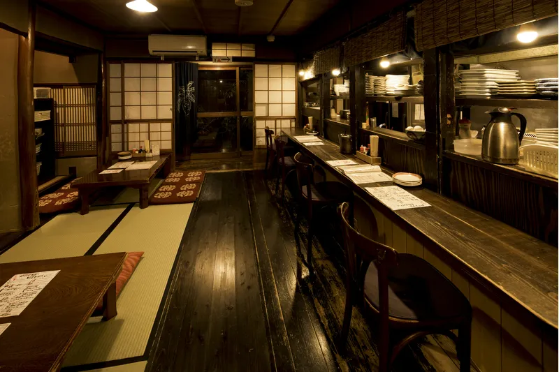 ここら屋御幸町本店内観