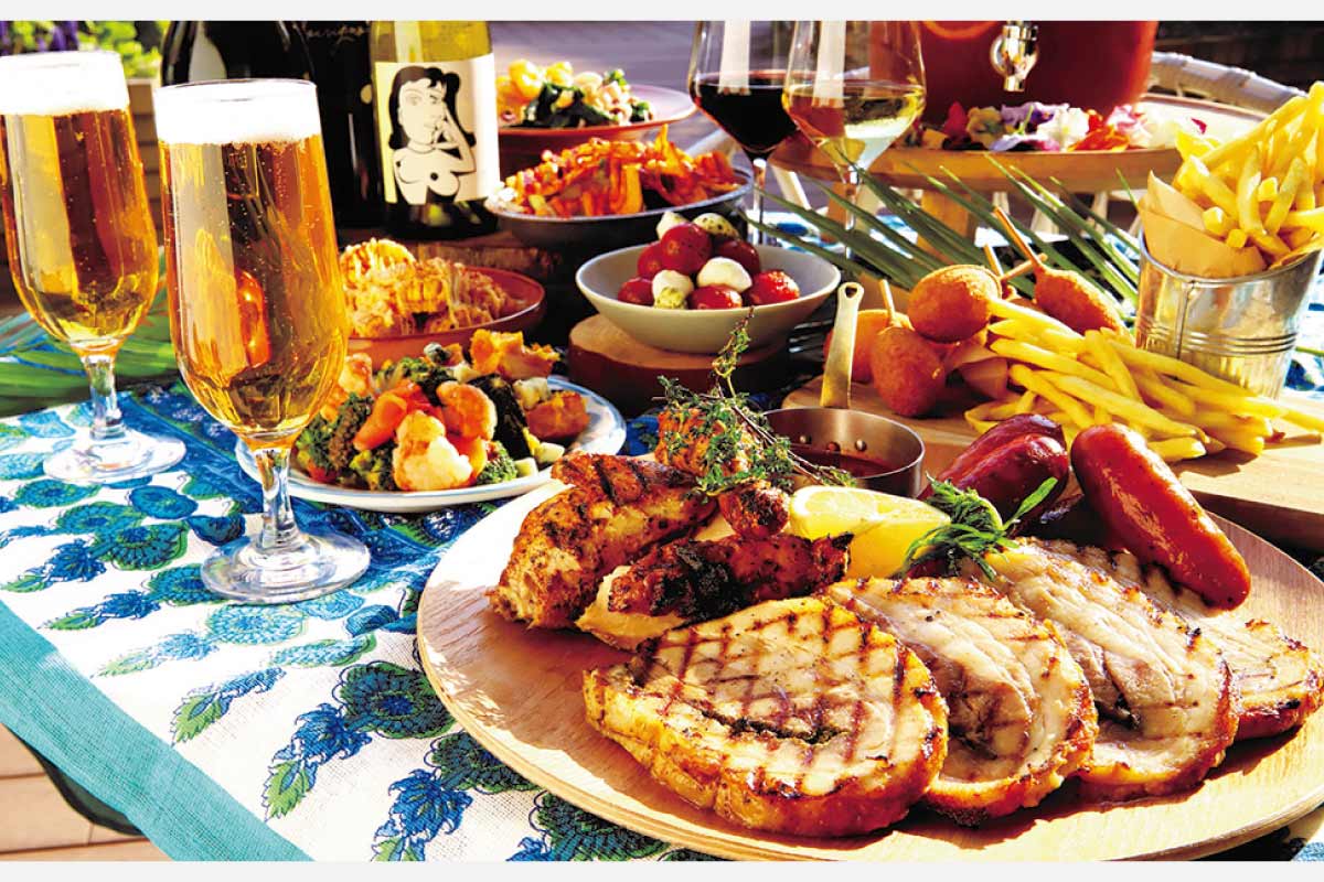 神戸のビルの屋上でビアガーデン開催中！TOOTH TOOTHがプロデュース