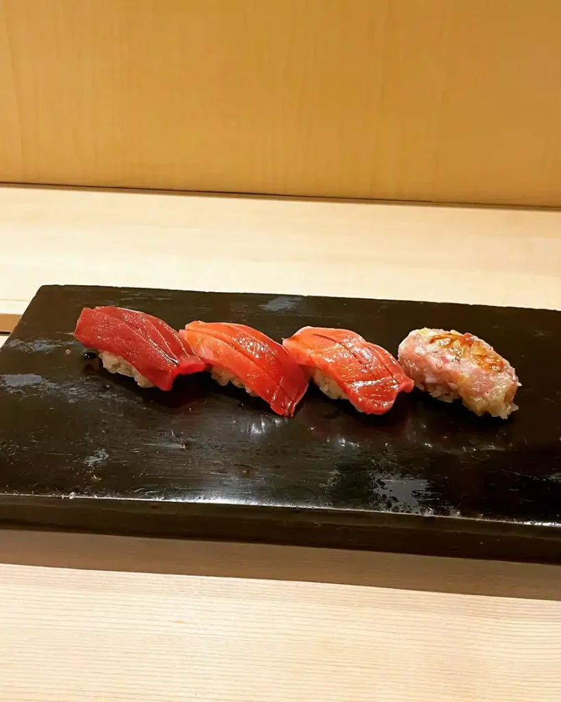 鮨いしばしの店内