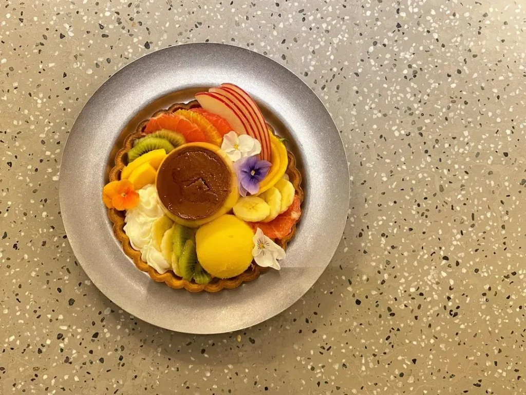 神山ロビーのプリン