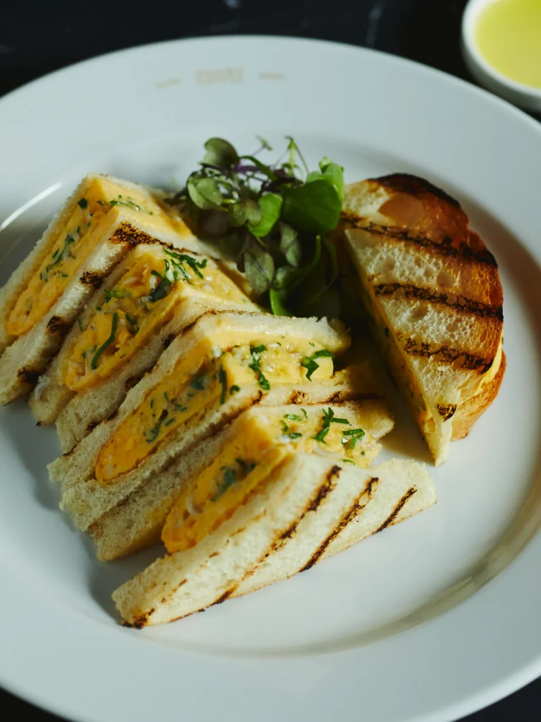 小川珈琲堺町錦店九条ねぎとしらすの玉子サンドイッチ