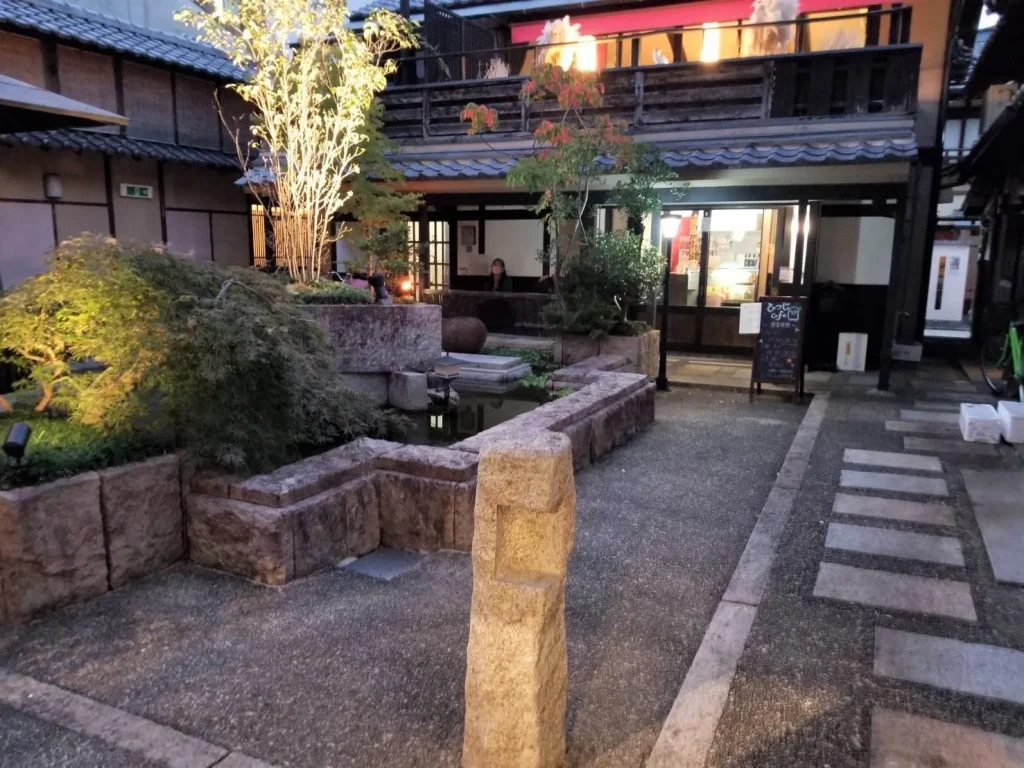 祇をんひつじカフェ　外観