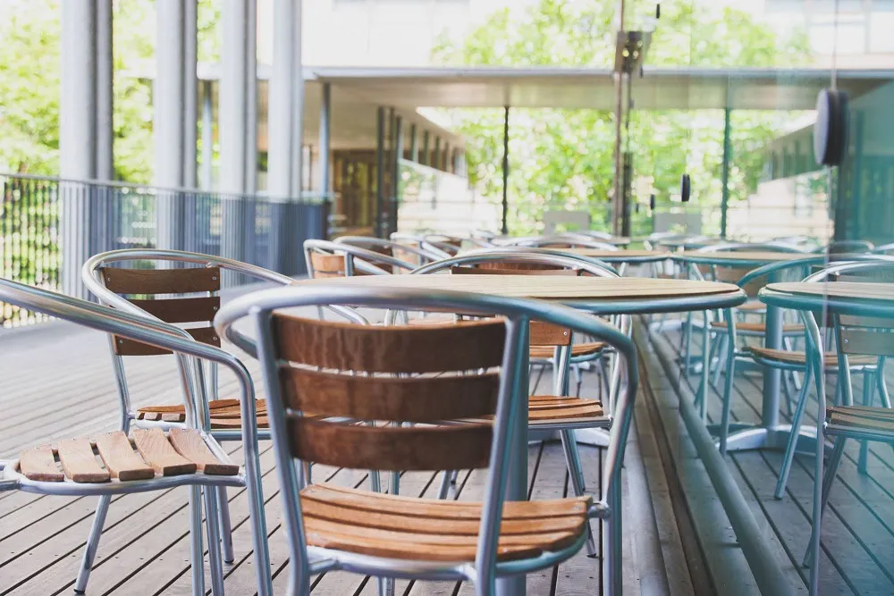 ジャンカルド トレのテラス席