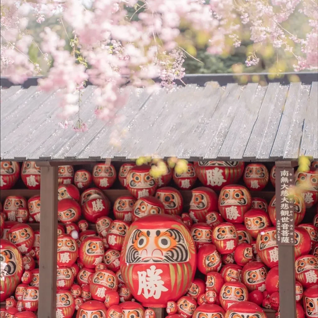 要クレジット　写真／@aochan.japanさん（勝尾寺Instagram「勝ちフォトコンテスト」より）