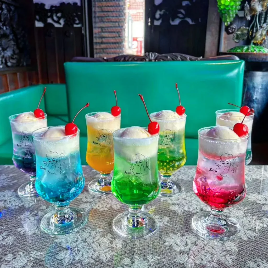 喫茶ソワレ　クリームソーダ