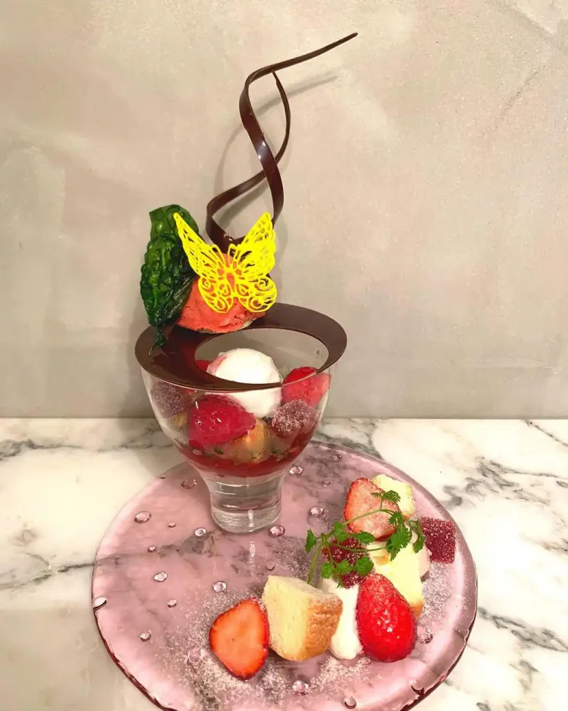 フロランタンのパフェ