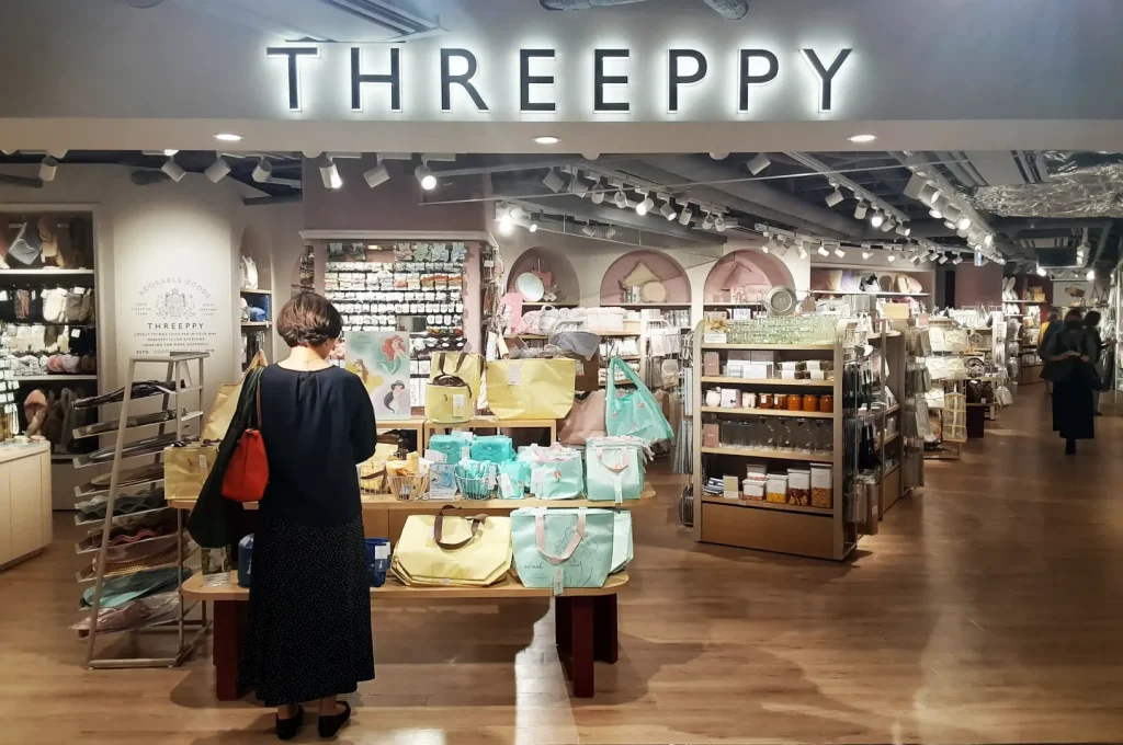 threeppyはかわいい色合いのグッズがそろう