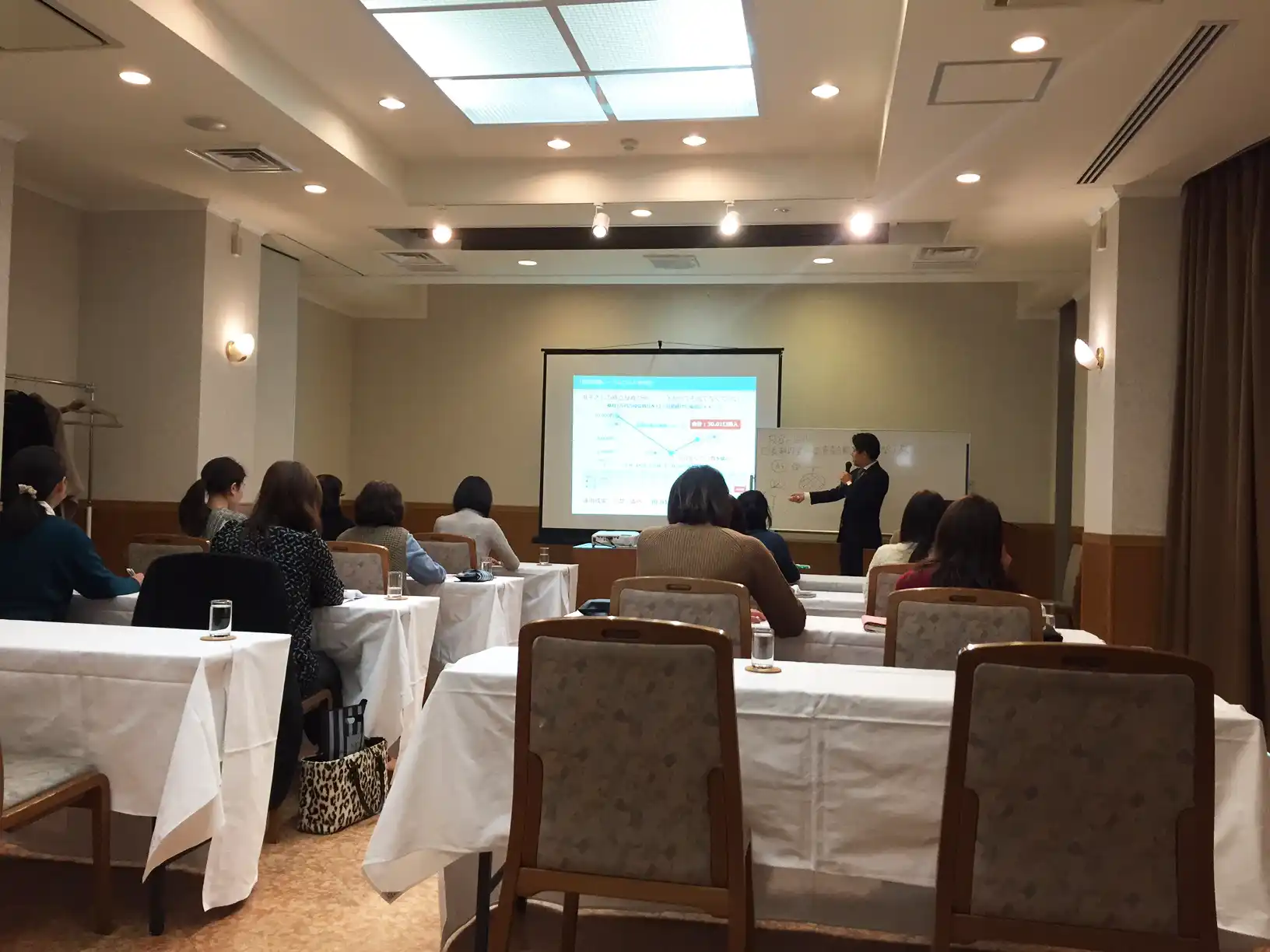 人気の紅茶詰め合わせプレゼント【初心者向け】女性のためのやさしいマネーセミナー開催！ 参加無料