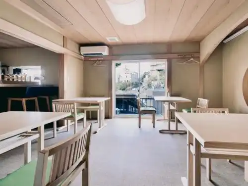 Hacco restaurant ennの店内