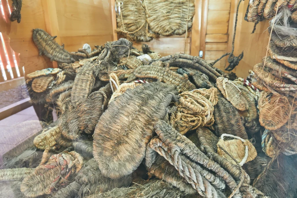 服部天神宮　草履堂