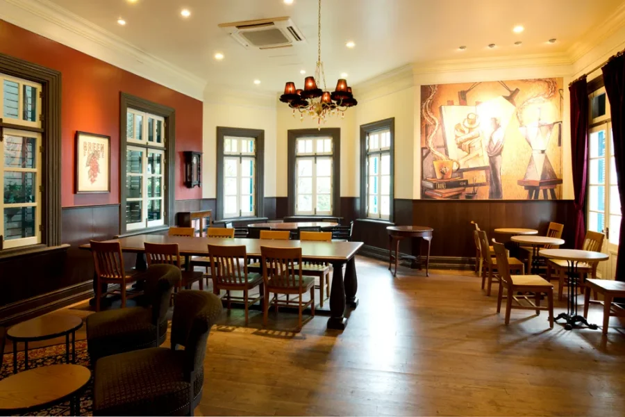 スターバックス　神戸北野異人館店　ラウンジ