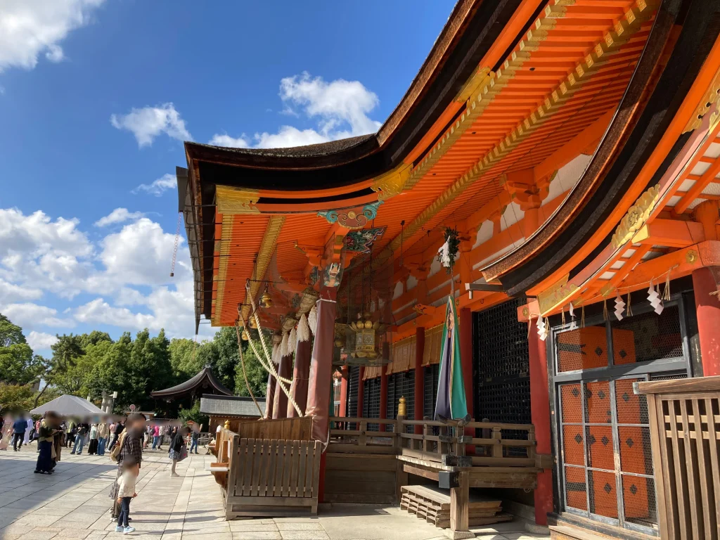 八坂神社　本殿