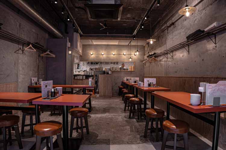 ぎょうざの一休 店内