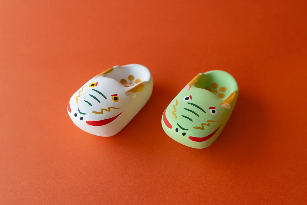 服部天神宮　干支の置物2024