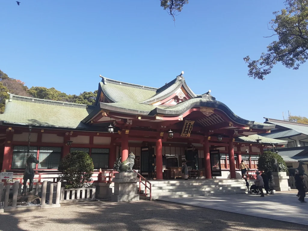 西宮神社　拝殿
