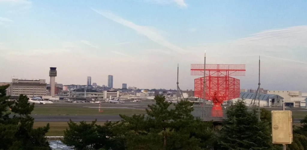 伊丹市立こども文化科学館　屋上