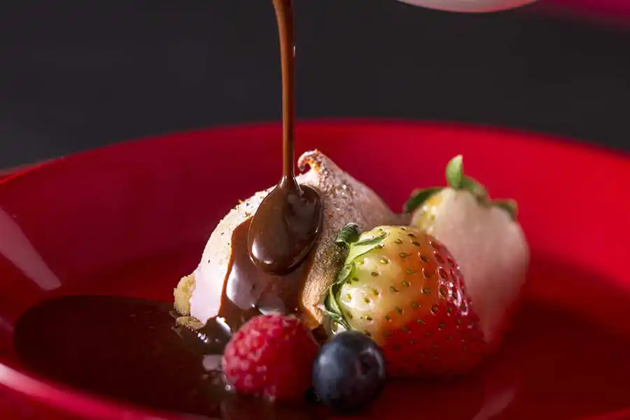 神戸ポートピアホテルのいちごブッフェのウエルカムデザート