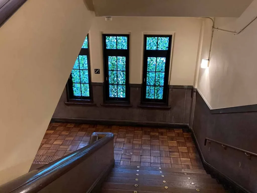 漫画ミュージアム 館内 階段