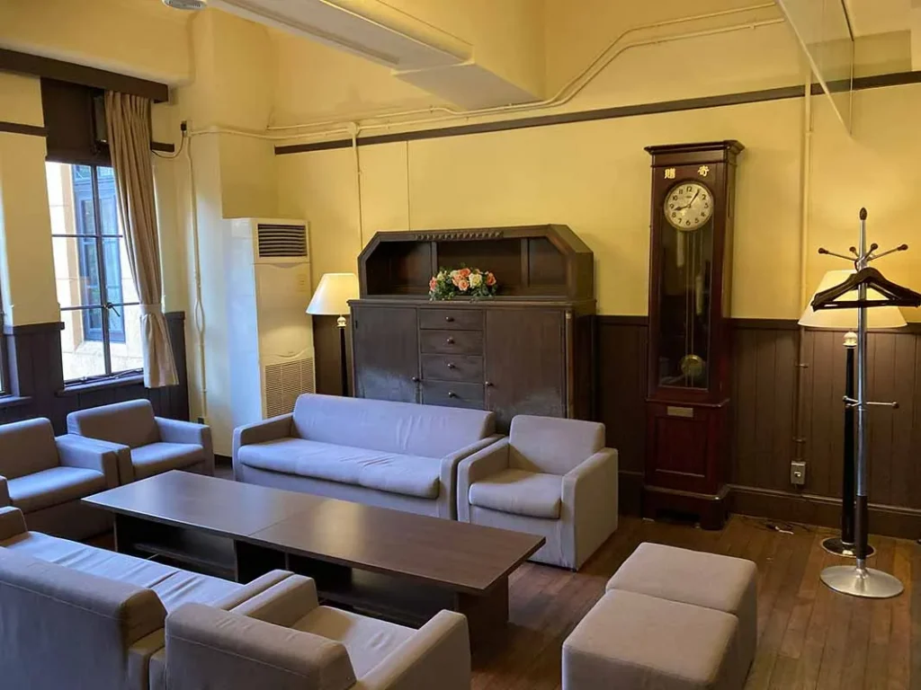 漫画ミュージアム 旧校長室