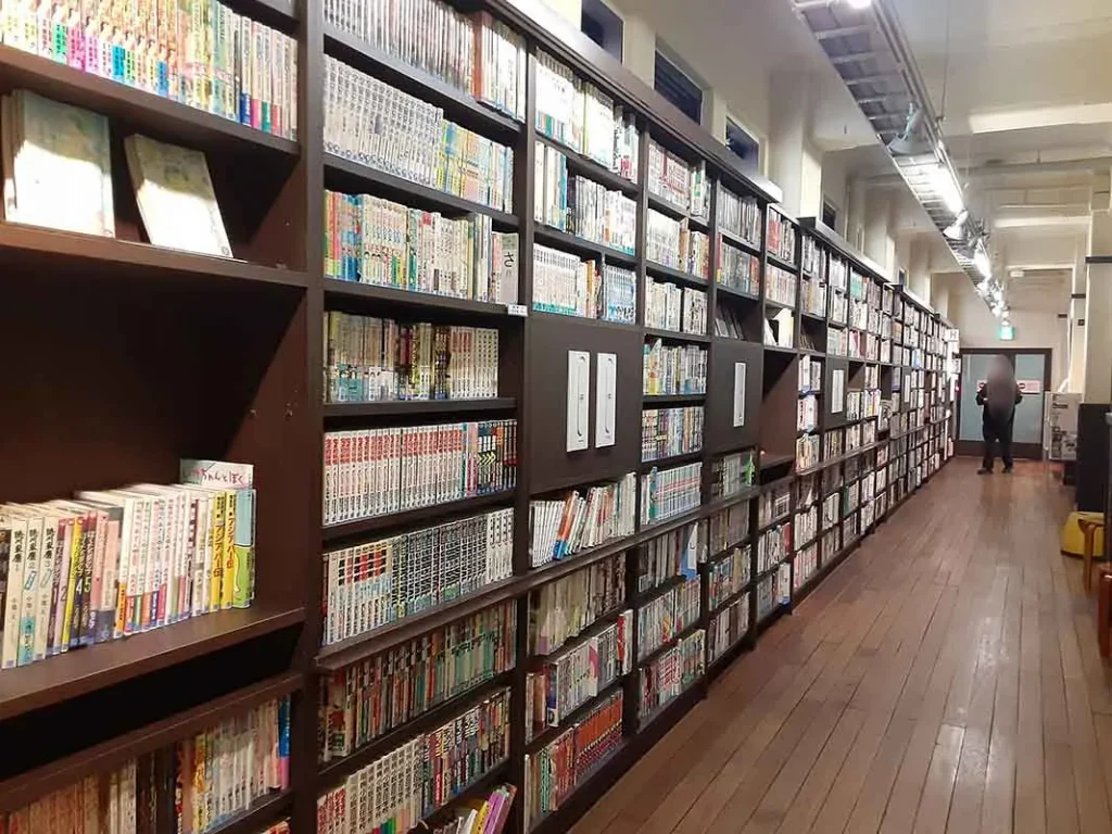 漫画ミュージアム マンガの壁