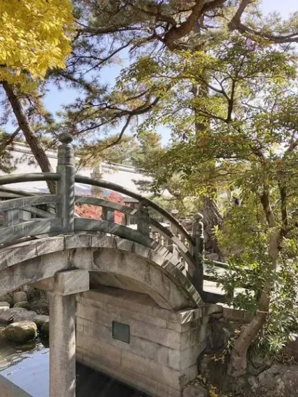 西宮神社　神池・瑞宝橋