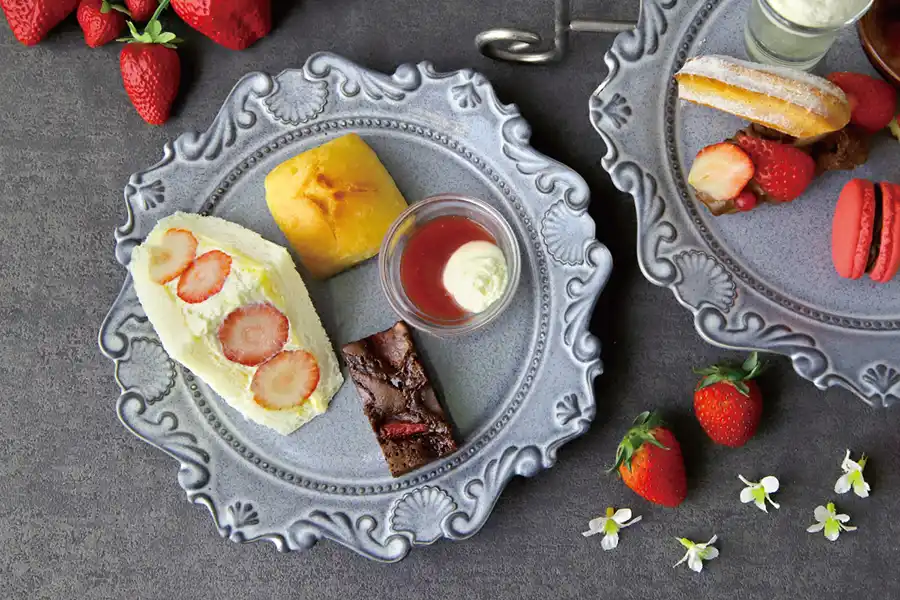 神戸TOOTHTOOTHのいちごアフタヌーンティー