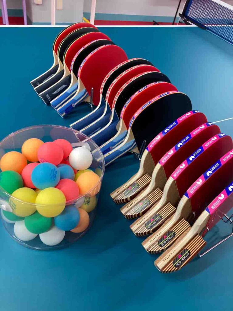 梅田卓球センター　卓球ラケット＆ボール