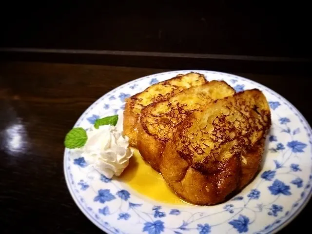 梅田コーヒー院のフレンチトースト