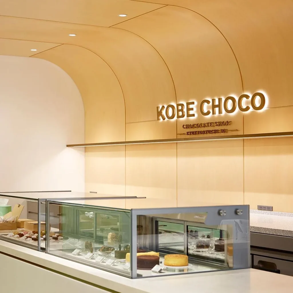「KOBECHOCO」内観