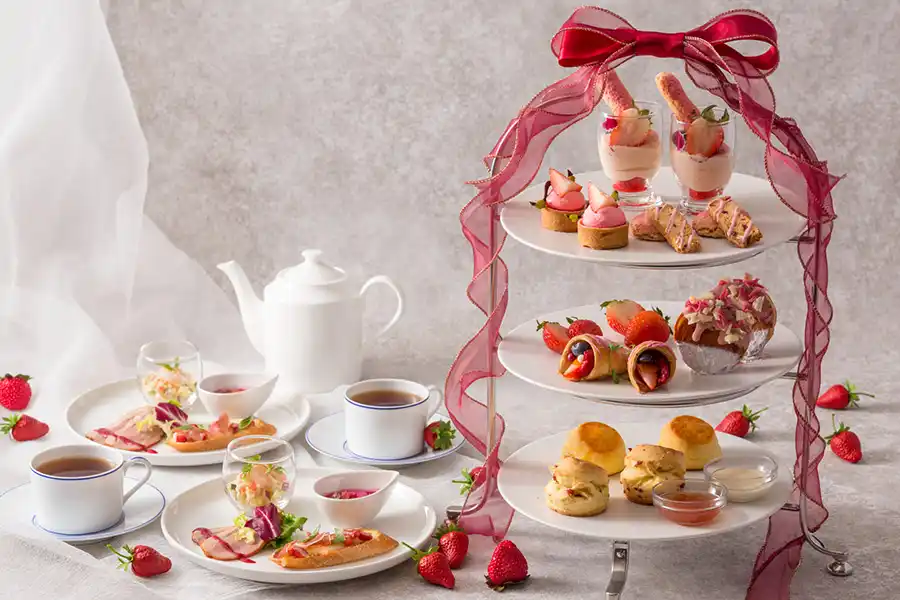 神戸ポートピアホテルのいちごアフタヌーンティー