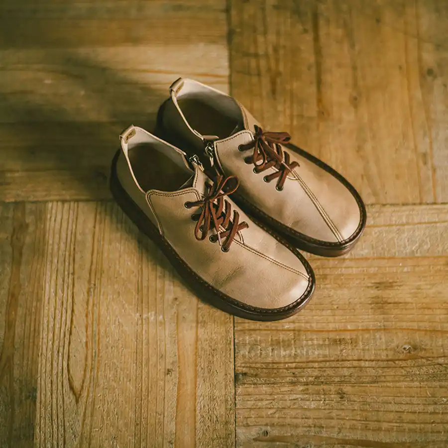 仕上がった神戸産シューズ