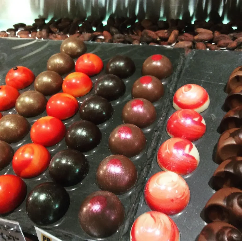 LaPierreBlanche元町店（ラピエールブランシュ）「ボンボンショコラ」