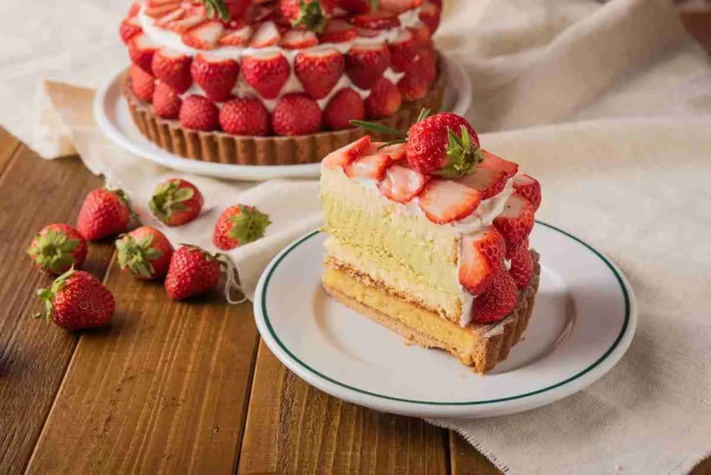 マザームーンカフェ 贅沢いちごとピスタチオのショートケーキタルト