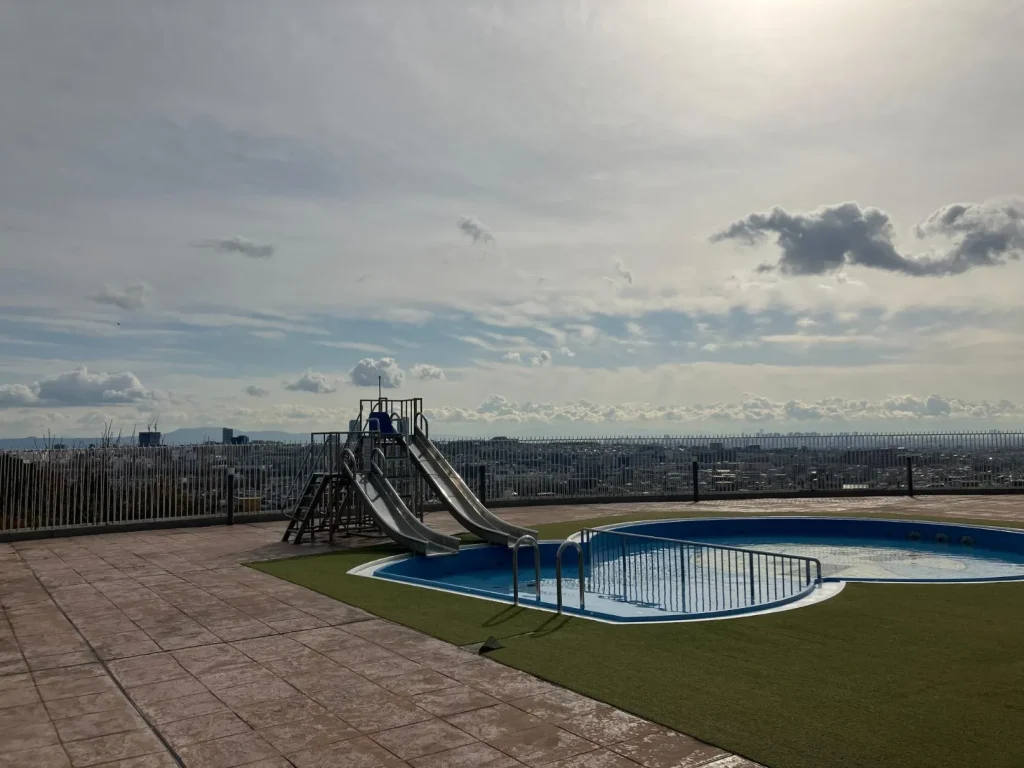 箕面温泉スパーガーデンプール