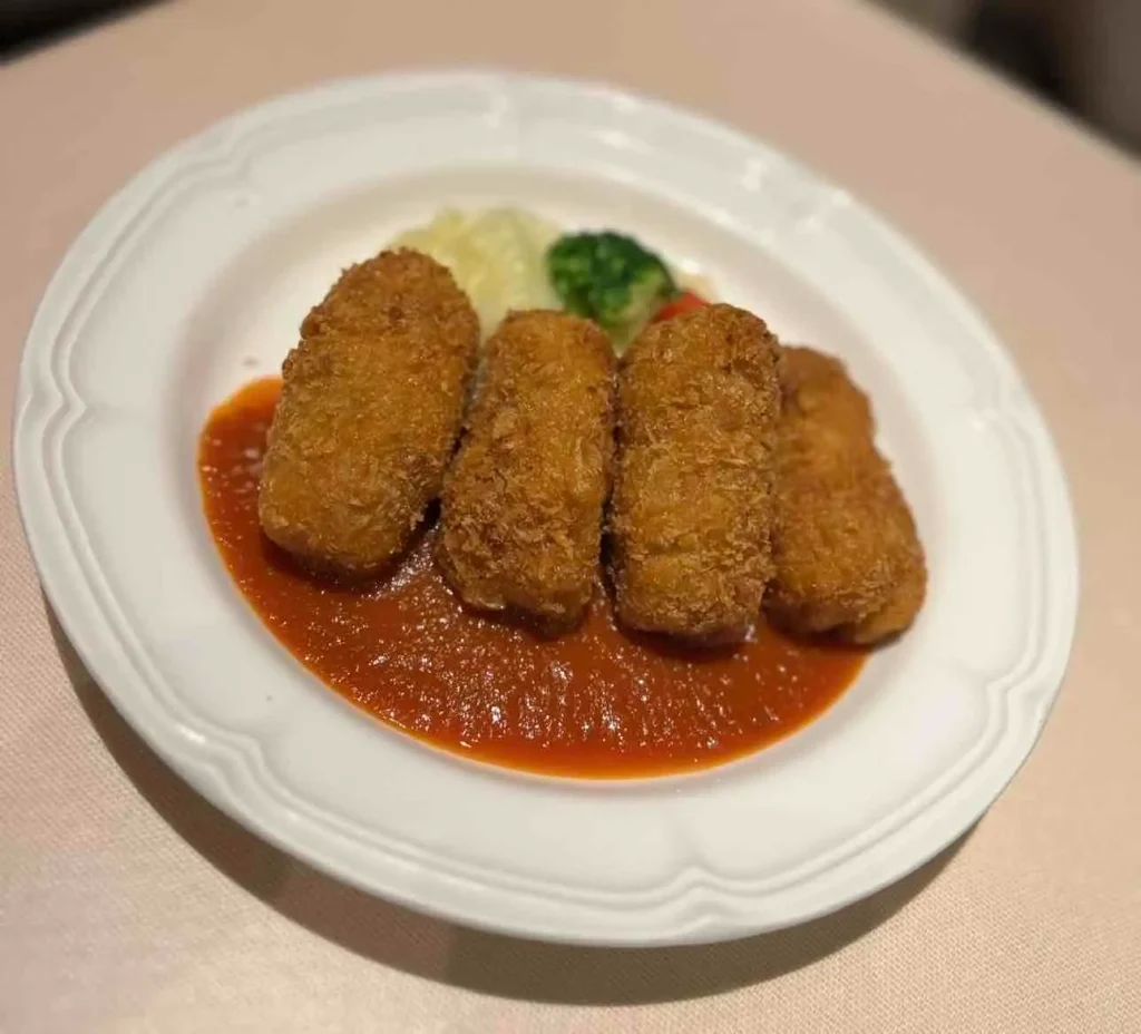 洋食クアトロのクアトロコロッケ