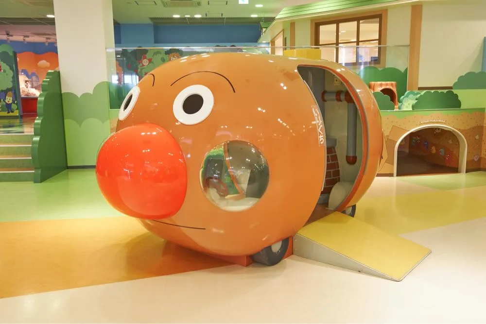 【要クレジット＆提供元記載】神戸アンパンマンミュージアム＆モール　アンパンマンごう