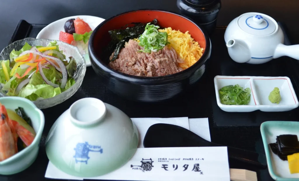 モリタ屋 ルクアイーレ店　「和牛櫃（ひつ）まぶし」